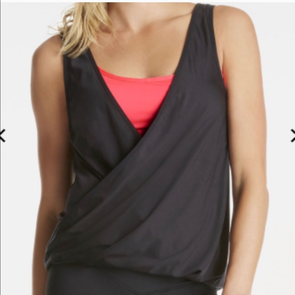 NWOT Fabletics Workout Top & Sports Bra Set!